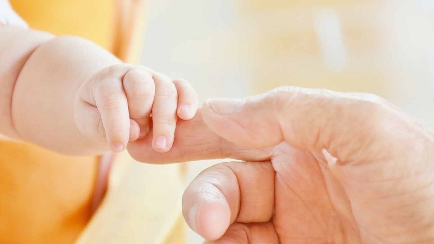 Как возраст отца влияет на здоровье будущего ребенка?