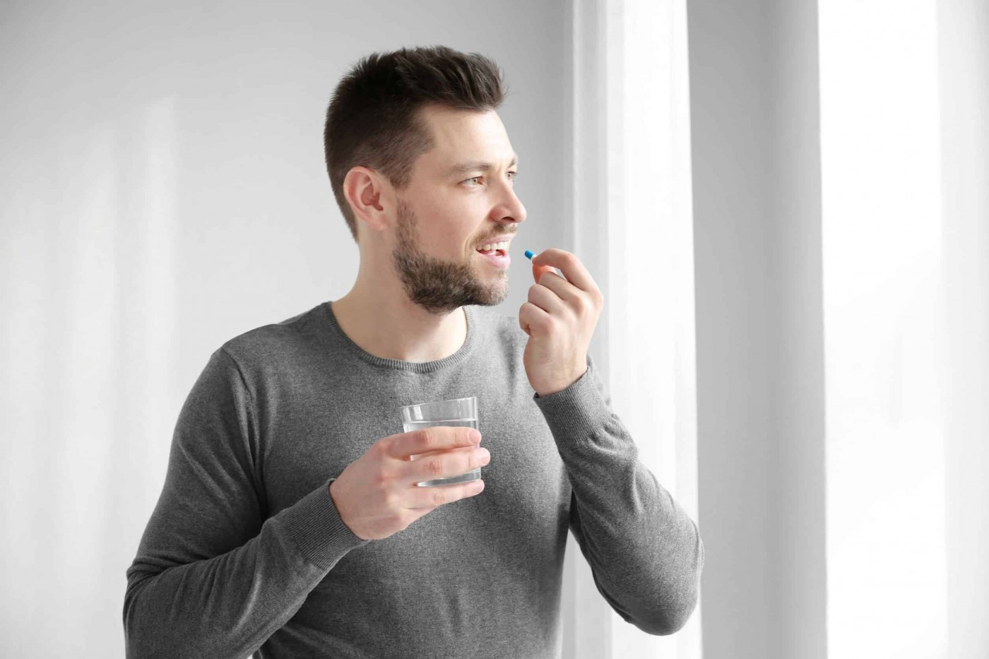 Дефицит витамина D у мужчин: как проявляется и чем восполнить?